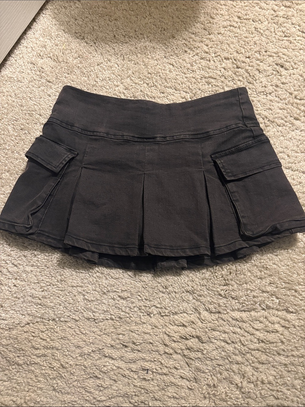 Pleated Mini Skirt with Utility Pockets - Black denim